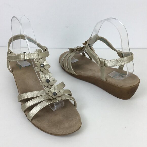 Yuu Gold Floral Ankle Strap Gladiator Sandals - Picture 1 of 8